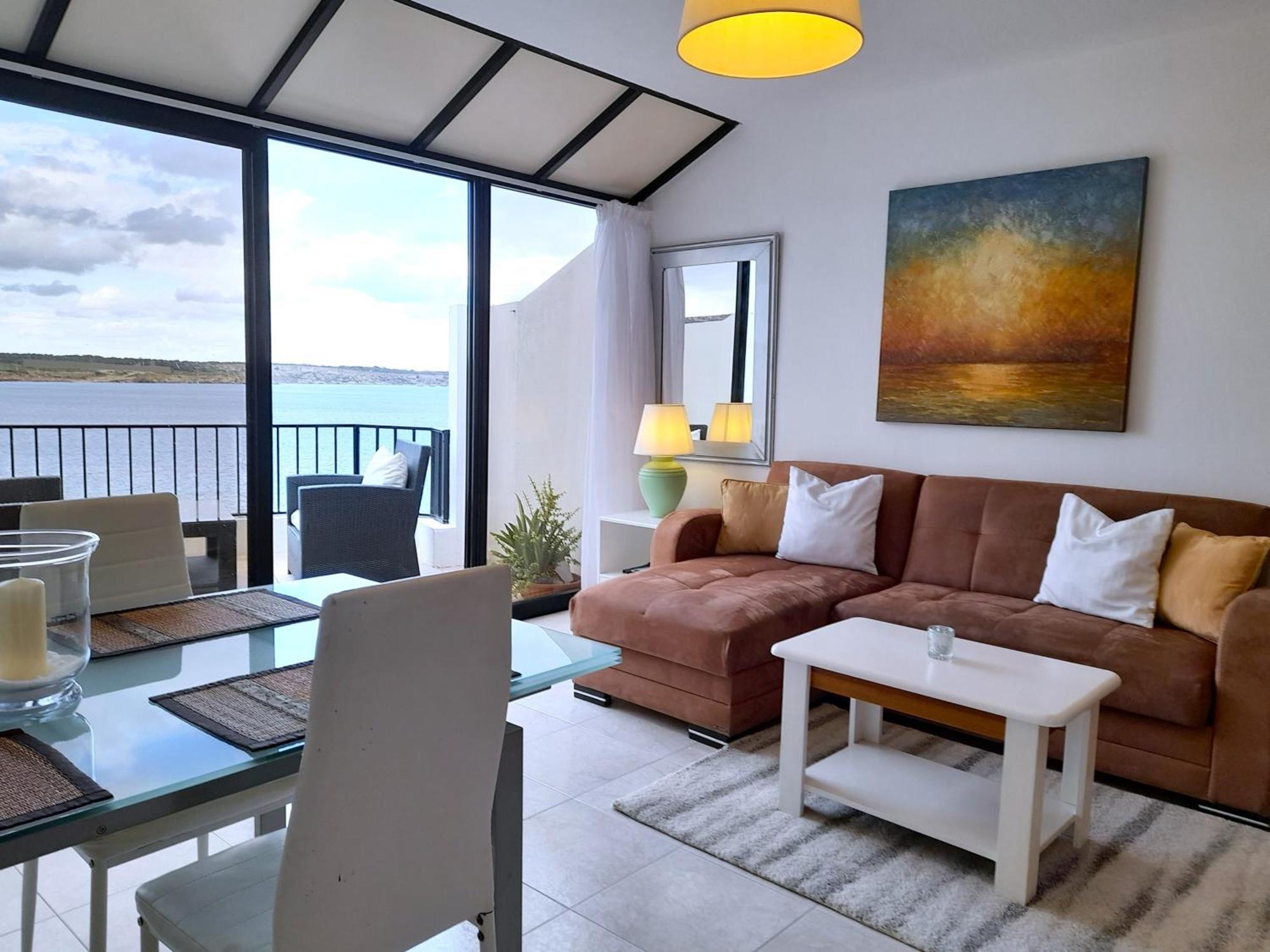 Seafront Apartment Terrace, Lounger & Panoramic Ocean Views Mellieha Exterior photo